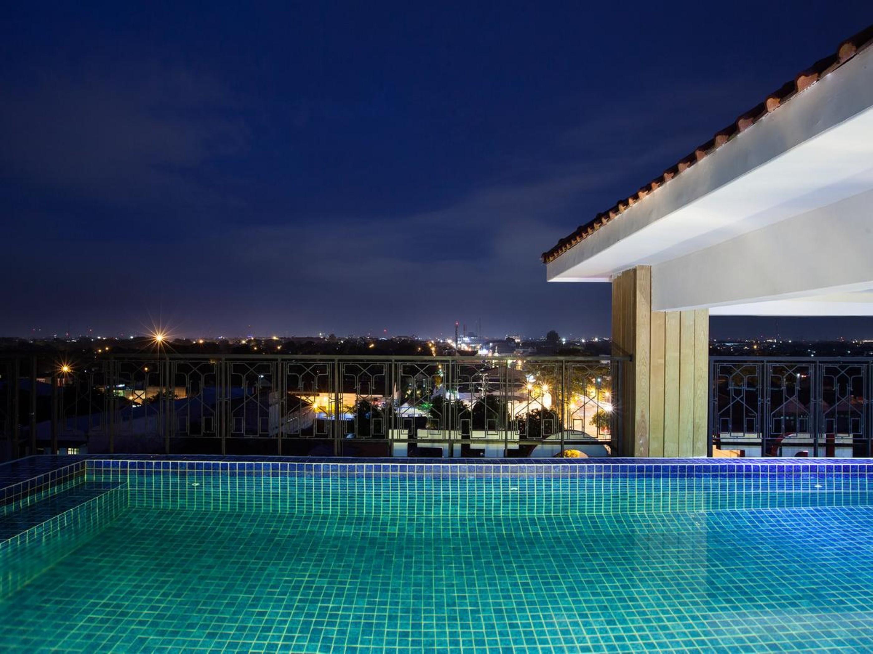 เดอะ คิวบ์ มาลิโอโบโร โฮเทล Hotel ยอกยาการ์ตา ภายนอก รูปภาพ