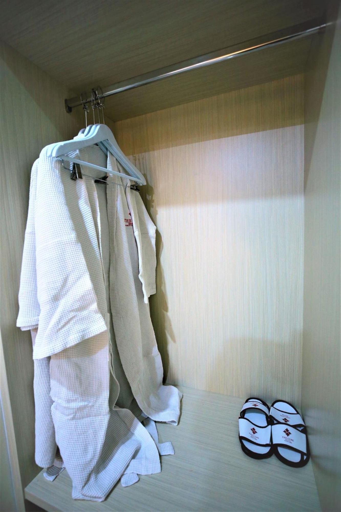 เดอะ คิวบ์ มาลิโอโบโร โฮเทล Hotel ยอกยาการ์ตา ภายนอก รูปภาพ